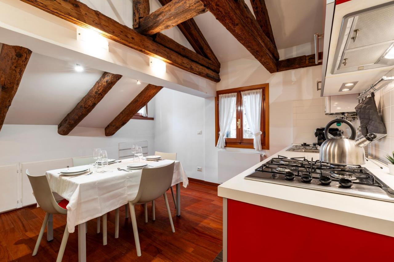 Glass House - Loft 2 Minutes To Rialto Bridge & View Veneza Exterior foto