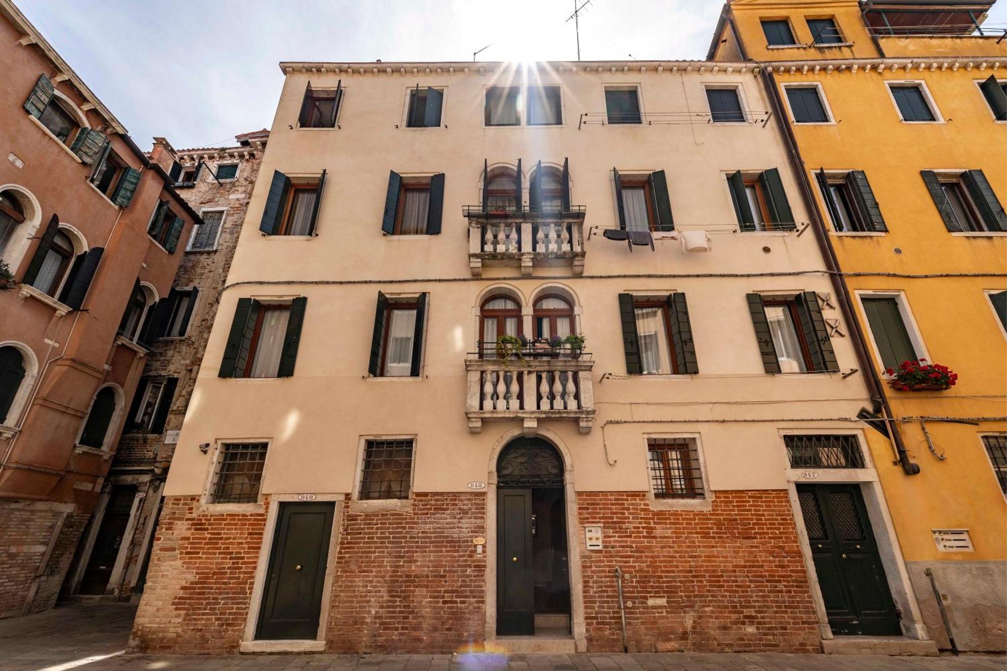 Glass House - Loft 2 Minutes To Rialto Bridge & View Veneza Exterior foto